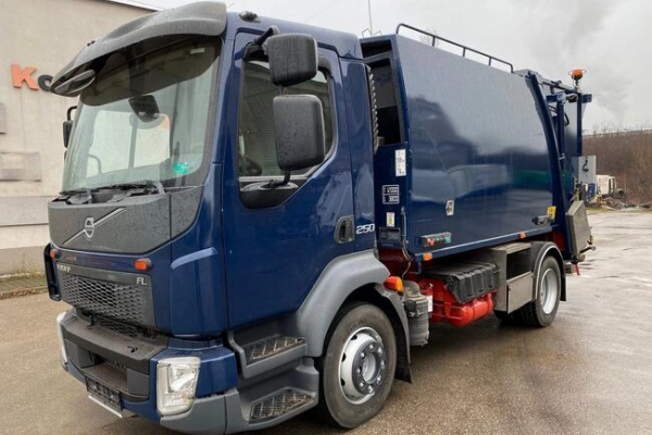 Ogłoszenie - Volvo FL 250 miejska śmieciarka NTM 10m3 EURO 6 - 186 000,00 zł