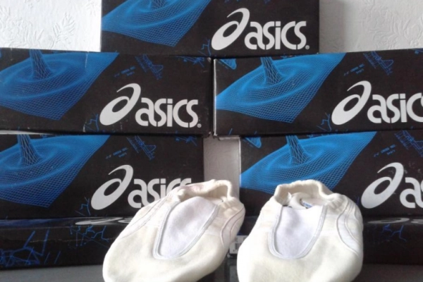 Ogłoszenie - Buty sportowe ASICS, siłownia, fitness, sala gimnastyczna - 50,00 zł