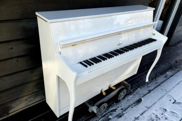 Ogłoszenie - BIAŁE Pianino Schimmel Mod.4 104cm RENNER 1970r - 8 500,00 zł