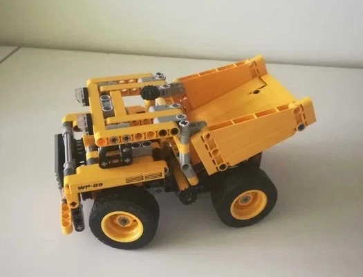 Ogłoszenie - Klocki LEGO Technic 42035 Ciężarówka górnicza 2 w 1 - 100,00 zł