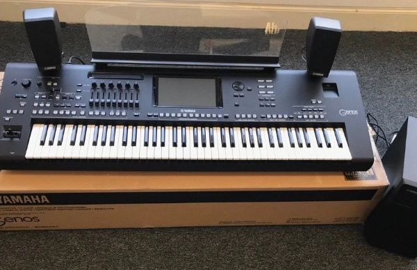 Ogłoszenie - Yamaha Genos 76-Key ,Korg Pa4X 76 Key,  Yamaha PSR-SX900, Korg PA-1000, Yamaha Montage 8 - 88-key,  Roland FANTOM-8 - Hiszpania