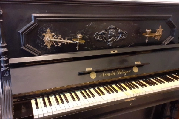 Ogłoszenie - Pianino Arnold Fibiger - 1 700,00 zł