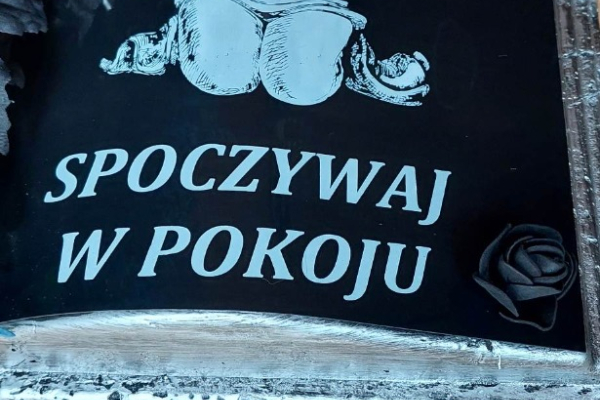 Ogłoszenie - Księga na grób. Różne rodzaje. - Głogów - 120,00 zł