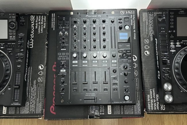 Ogłoszenie - DJ SET : 2x Pioneer CDJ-2000NXS2  Multi-Player i  1x DJM-900NXS2 DJ Mixer dla 2600 EUR - Kraków - 1 000,00 zł