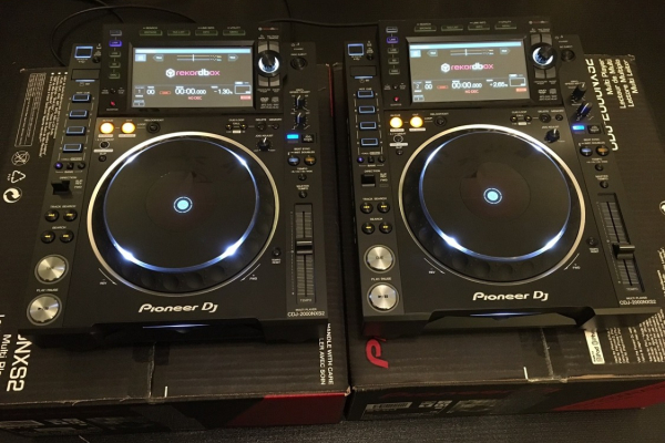 Ogłoszenie - Pioneer CDJ-3000 Multi- Player , Pioneer DJM-A9 DJ Mixer , Pioneer CDJ-2000NXS2 , Pioneer DJM-900NXS2 , Pioneer DJM-V10 - Hiszpania - 1 000,00 zł