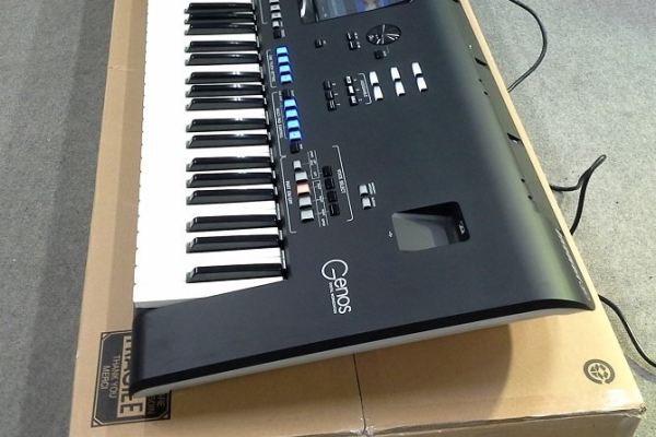 Ogłoszenie - Korg Pa5X , Korg Pa4X , Korg PA-1000, Yamaha Genos 76-Key, Yamaha PSR-SX900, Korg M3, Korg Kronos2,  Nord Stage 3 - Hiszpania - 1 000,00 zł