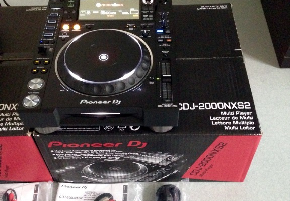 Ogłoszenie - Pioneer CDJ-3000 Multi-Player / Pioneer DJM-A9 DJ Mixer / Pioneer DJM-V10-LF / Pioneer DJM-S11 / DJM-900NXS2 - Hiszpania - 1 300,00 zł