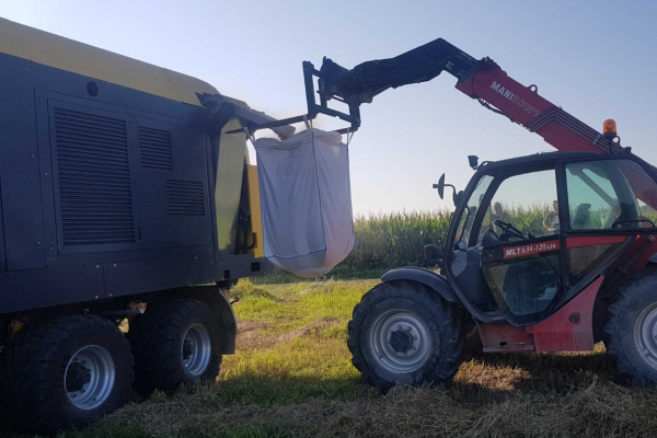 Ogłoszenie - Innowacyjna usługa dla rolnictwa.  -  Peletyzowanie  słomy , siana i innej biomasy na terenie gospodarstwa Klienta. - Katowice - 120,00 zł