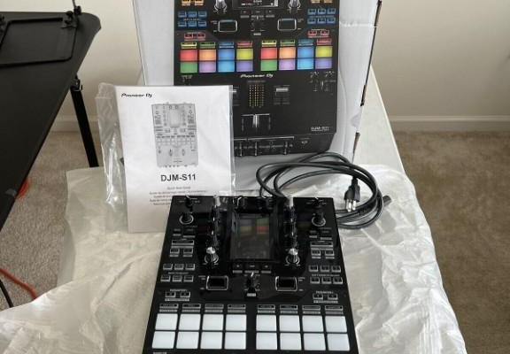 Ogłoszenie - Pioneer CDJ-3000 Multi-Player / Pioneer DJM-A9 DJ Mixer / Pioneer DJ DJM-V10-LF Mixer / Pioneer DJM-S11 DJ Mixer - Hiszpania - 4 500,00 zł