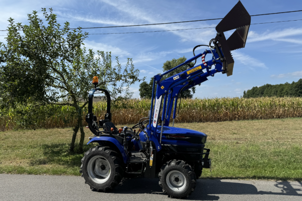 Ogłoszenie - ŁADOWACZ do traktora ogrodniczego do mini traktorka Farmtrac z samopoziomowaniem - 10 500,00 zł