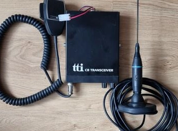 Ogłoszenie - RADIO CB TTI CZARNE PLUS ANTENA MOBILOWA - 270,00 zł