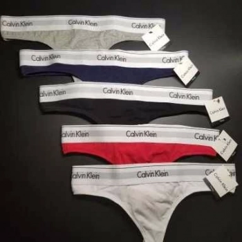 Ogłoszenie - Damskie Stringi i Majtki Figi Calvin Klein Rozmiar S, M, L - 15,00 zł