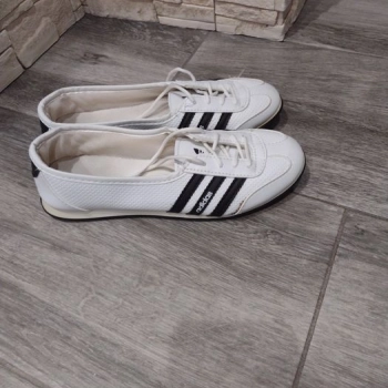 Ogłoszenie - Baleriny adidas 37 jak nowe - 50,00 zł