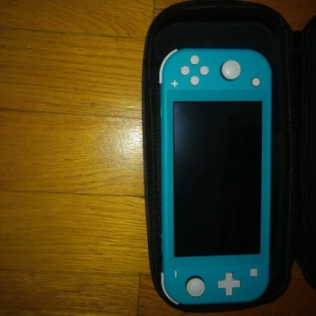 Ogłoszenie - Nintendo turkusowe plus gry - 750,00 zł