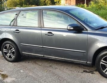 Ogłoszenie - Volvo V50 1,6D 140 000 km - 23 500,00 zł