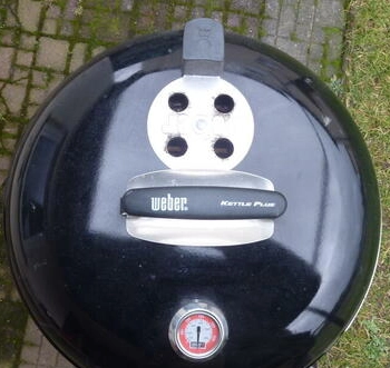 Ogłoszenie - Grill Węglowy WEBER KETTLE PLUS 47 CM GBS, stan bardzo dobry, - 490,00 zł