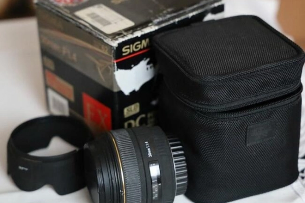 Ogłoszenie - Obiektyw Sigma A 30 mm f/1.4 DC HSM / Canon - 1 300,00 zł