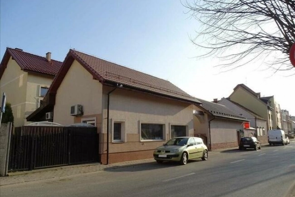 Ogłoszenie - Kompleks 5-budynków usługowo - handlowych - 6 300 000,00 zł