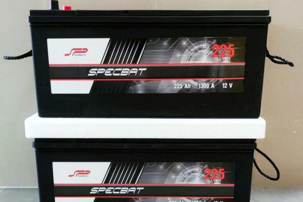 Ogłoszenie - Akumulator Specbat 225Ah/1300A Rybnik tel: 696 685 652 - 710,00 zł
