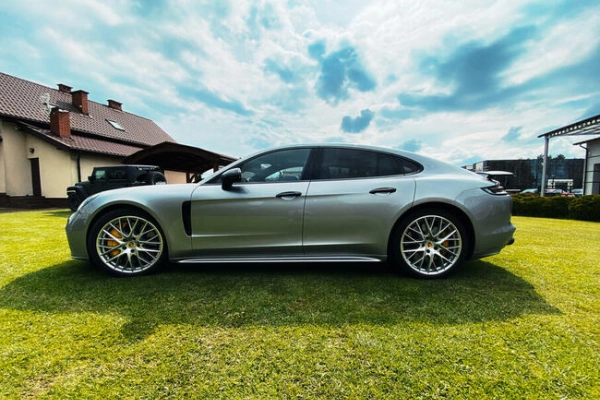 Ogłoszenie - PORSCHE PANAMERA TURBO SZARY METALIK V8 550KM BOGATA OPCJA - 785 000,00 zł