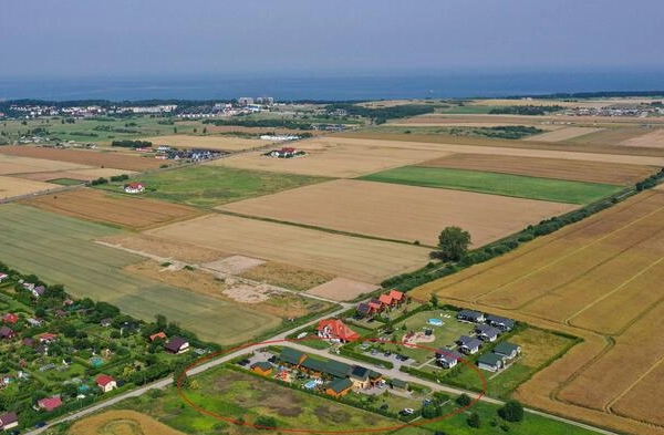 Ogłoszenie - Ośrodek w domkach letniskowych pod miastem - 1 900 000,00 zł