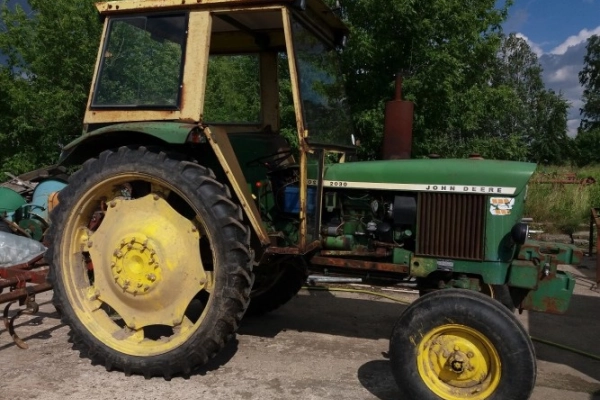 Ogłoszenie - Traktor John Deere 2030 ciągnik - 12 000,00 zł