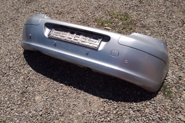 Ogłoszenie - Zderzak tył tylny Peugeot 307 3D czujniki parkowania srebrny - 150,00 zł