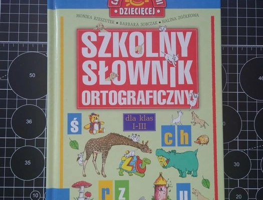 Ogłoszenie - Szkolny słownik ortograficzny Centrum Edukacji Dziecięcej - 10,00 zł