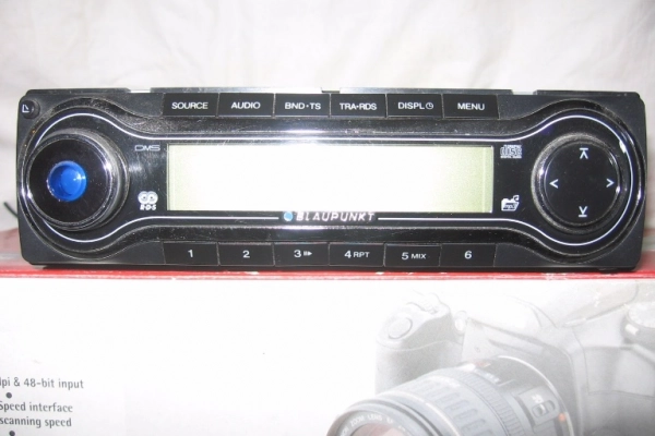 Ogłoszenie - radio samochodowe blaupunkt alicante mp 36. - 150,00 zł