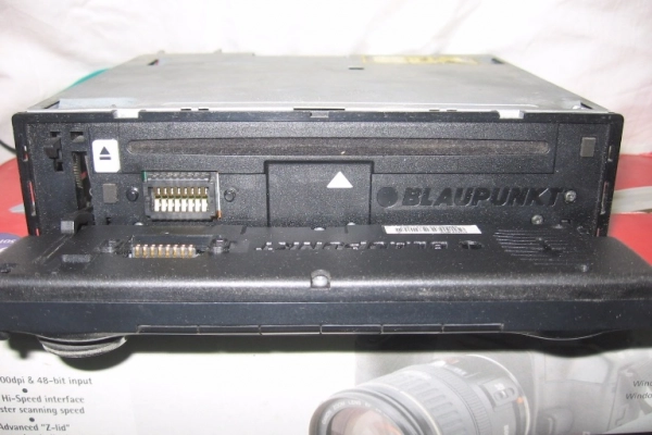 Ogłoszenie - radio samochodowe blaupunkt alicante mp 36. - 150,00 zł