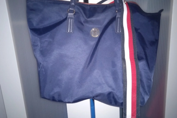 Ogłoszenie - Torebka Tommy Hilfiger - 100,00 zł