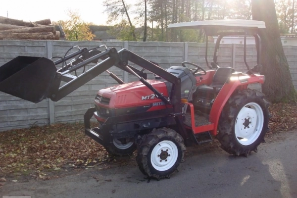 Ogłoszenie - Mitsubishi MT 245 D 4x4 mini traktorek ( Kubota , Iseki ) - 28 500,00 zł