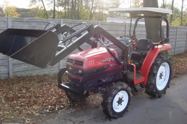 Ogłoszenie - Mitsubishi MT 245 D 4x4 mini traktorek ( Kubota , Iseki ) - 28 500,00 zł