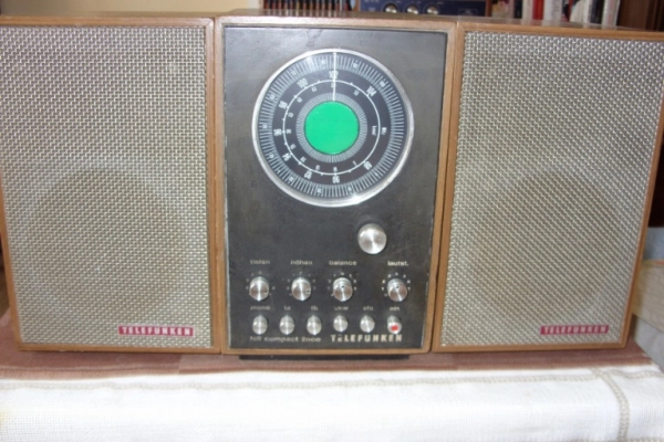 Ogłoszenie - Telefunken: Compact 2000 + 2 głośniki RB 40 - 800,00 zł