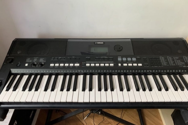 Ogłoszenie - Yamaha PSR E 433 keyboard - 750,00 zł