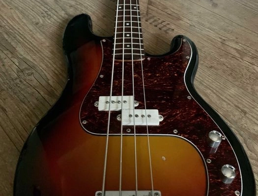 Ogłoszenie - Fender Precision -Kopia - Stary Japończyk lata 70/80 - 1 950,00 zł