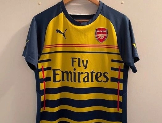 Ogłoszenie - Koszulka piłkarska Arsenal Londyn Puma juniorskie XXL - M męskie - 30,00 zł