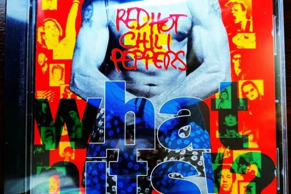 Ogłoszenie - Sprzedam Album CD Red Hot Chili Peppers What Hits - 38,00 zł