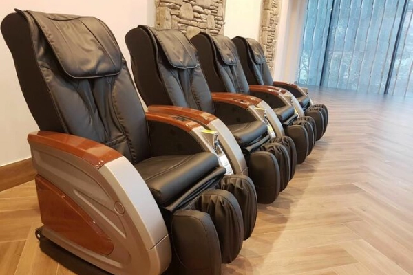 Ogłoszenie - Wygodny Fotel masujący fotel do masażu - relax, zdrowie - 2 900,00 zł