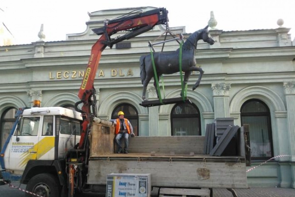 Ogłoszenie - Transport Ciężarowy HDS, Wywrotka, Piach, Ziemia, Beton, Kam