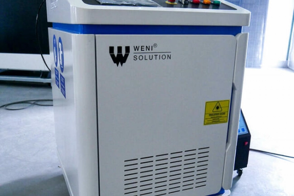 Ogłoszenie - Spawarka laserowa Weni Solution WS-EWL 1,5kW z podajnikiem - 75 800,00 zł