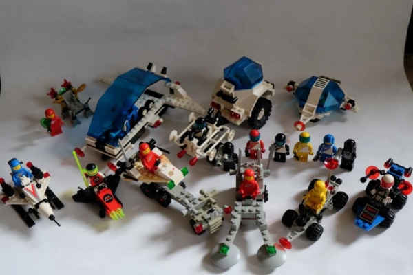 Ogłoszenie - Lego Space - kosmiczne - różne - Classic, M-tron, Futuron - 70,00 zł