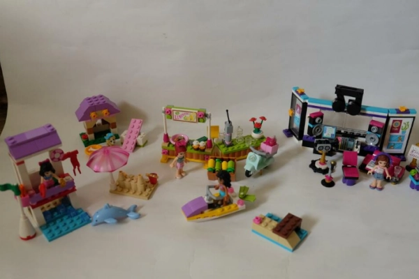 Ogłoszenie - Lego Friends - 41025, 41000, 41028, 41027, 41103 - laleczki - 100,00 zł