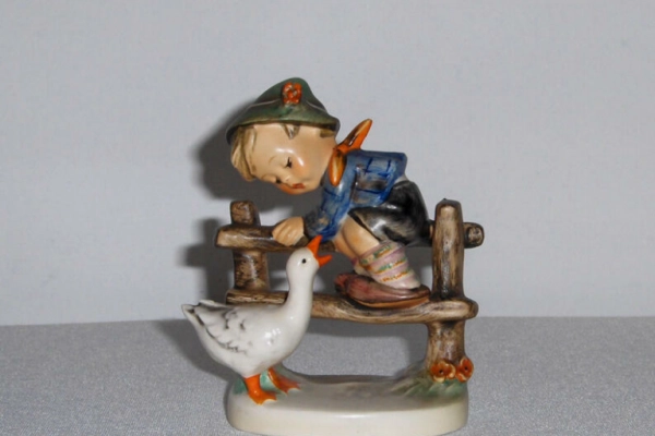 Ogłoszenie - Figurka porcelanowa GOEBEL BARNYARD HERO 1948 195 2/0 - 150,00 zł