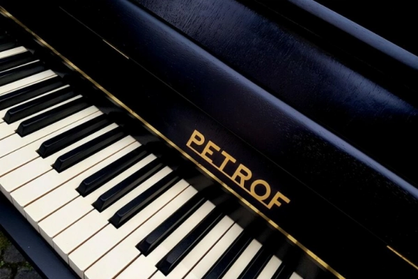 Ogłoszenie - Pianino Petrof 113cm 1963 rok KOLOR CZARNY - 7 500,00 zł