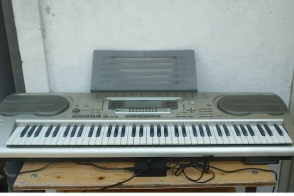 Ogłoszenie - Keyboard Casio WK3300 z osprzętem, 6 oktaw, dynamika - 1 500,00 zł