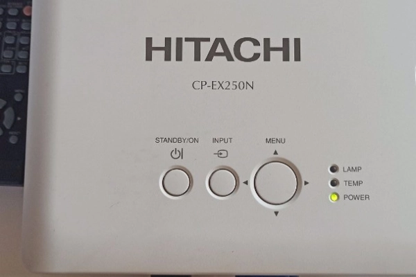 Ogłoszenie - Projektor HITACHI CP-EX250N +uchwyt sufitowy nowy. - 490,00 zł