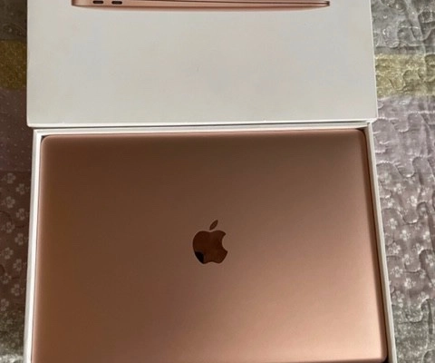 Ogłoszenie - Macbook Air A1932 i5/8GB/256GB Gold Rose 2020 - 2 890,00 zł