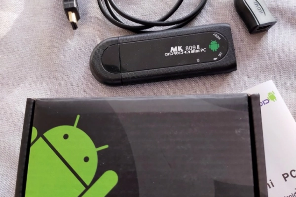 Ogłoszenie - Mini PC&TV Dongle Android + dedykowany pilot - 170,00 zł