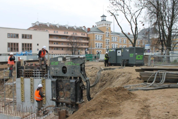 Ogłoszenie - Używany wibromłot ICE 20 RFW do pracy na dźwigu - Grodzisk Mazowiecki